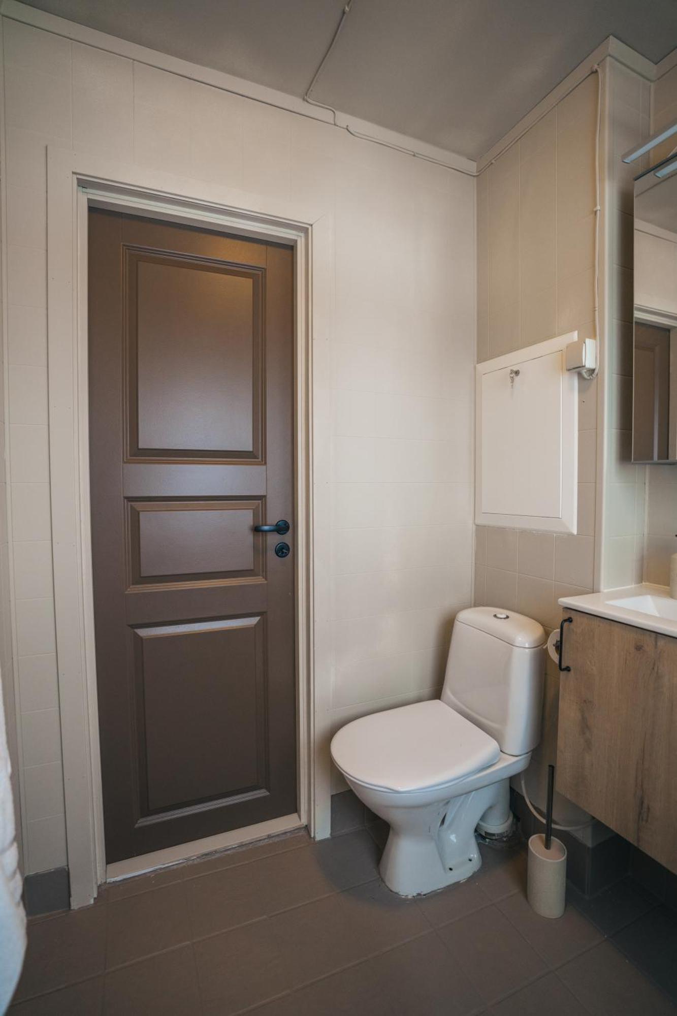 2nd Floor Apartment
